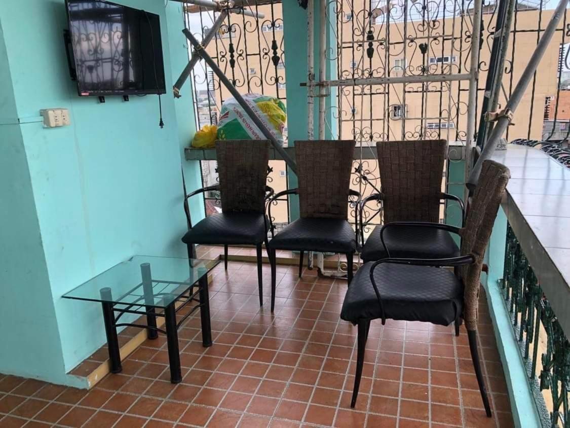 The Mansion - Backpackers Near Airport Lejlighed Manila Eksteriør billede